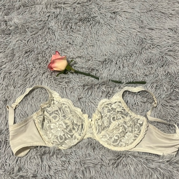 A sexy see through bra - Picture 1 of 2